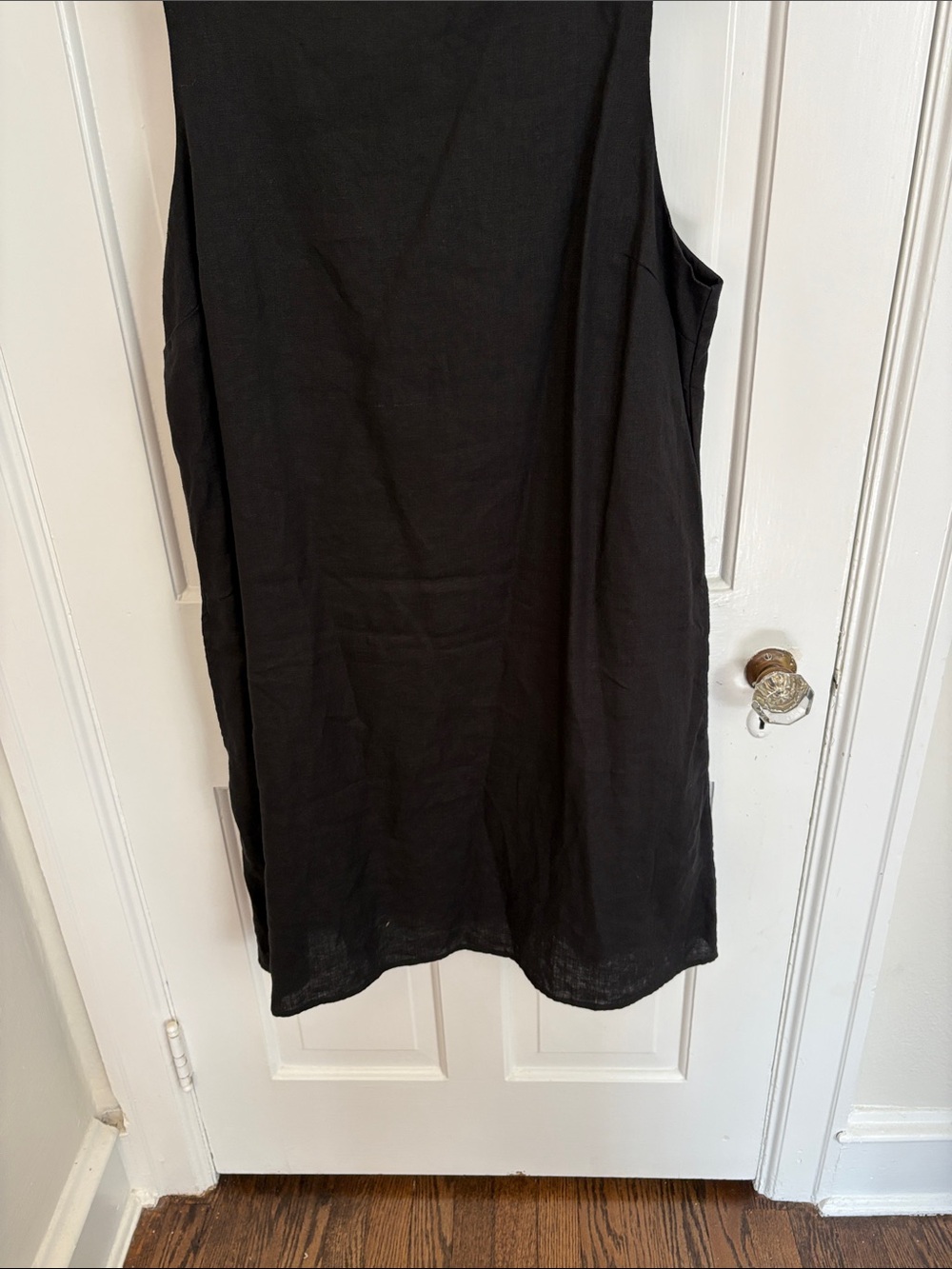 Quince Linen Black Sleeveless Shift Dress - Picture 6 of 8